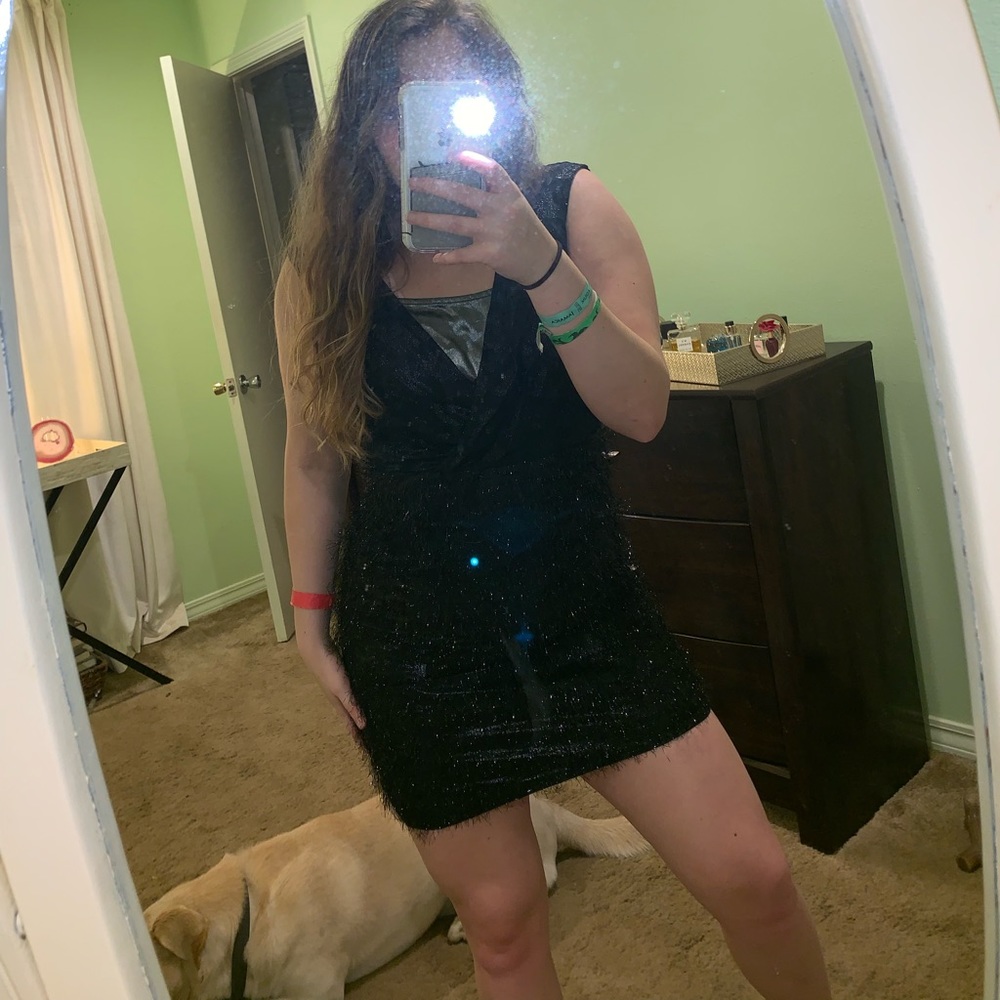 Super unique and cute black dress